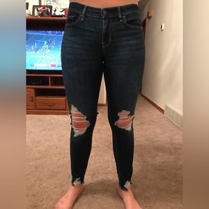 Hollister Classic Stretch Low-Rise Super Skinny Junior Dark Wash Jeans, Size 7R